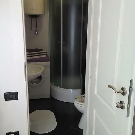 Niko Apartament